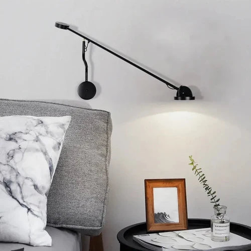 Applique Murale Design en Métal Noir Mat pour Éclairage Ambiant Moderne | LUST™