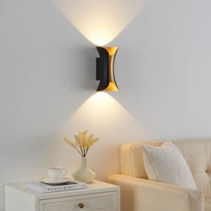 Applique Murale Double Faisceau LED en Aluminium Noir et Doré pour Salon ou Couloir | LEDS™