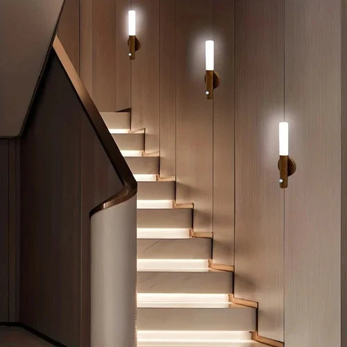 Applique Murale LED en Bois Rechargeable — Capteur de Mouvement et Fixation Magnétique | SENSO™