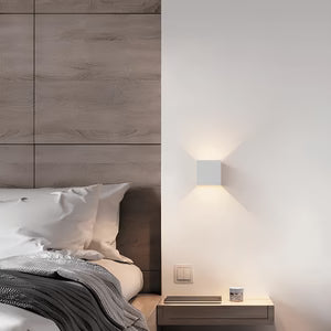 Applique Murale LED Sans Fil Magnétique Rechargeable pour Chambre ou Couloir | LUZY™