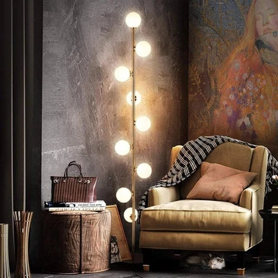 Lampadaire Design Nordique 9 Globes en Verre Opale et Métal Doré pour Salon | Magic Beans™