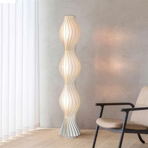 Lampadaire Design Sculptural Ondulé Moderne en Métal pour Salon | LYSIA™