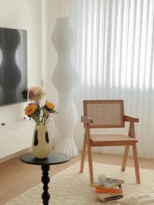 Lampadaire Design Sculptural Ondulé Moderne en Métal pour Salon | LYSIA™