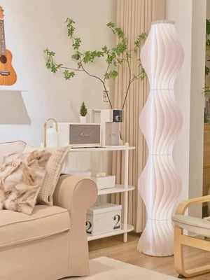 Lampadaire Design Sculptural Ondulé Moderne en Métal pour Salon | LYSIA™