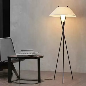 Lampadaire Trépied Design Minimaliste avec Abat-Jour Évasé pour Salon | Archi™