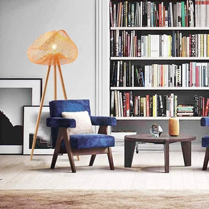 Lampadaire Trépied en Rotin Artisanal ROTINA – Design Bohème pour Salon ou Chambre