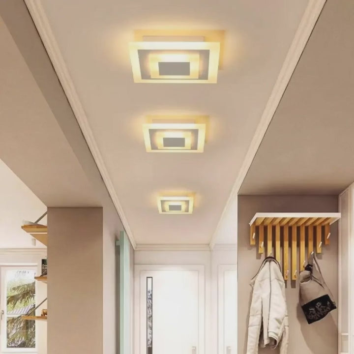 Plafonnier LED Compact Design Carré — Éclairage Blanc Chaud pour Salon ou Chambre | LAMIA™